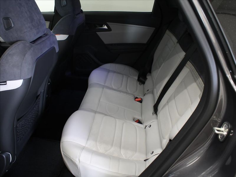 Citroën C5 X 1,6 PHEV 225 Hypnos 1.maj.ČR - fotka 7 z 18