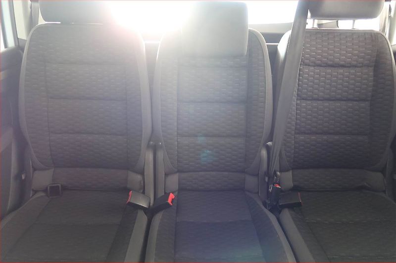 Volkswagen Touran (2007) Comfortline 1.4 TSI, Tažné - fotka 10 z 15