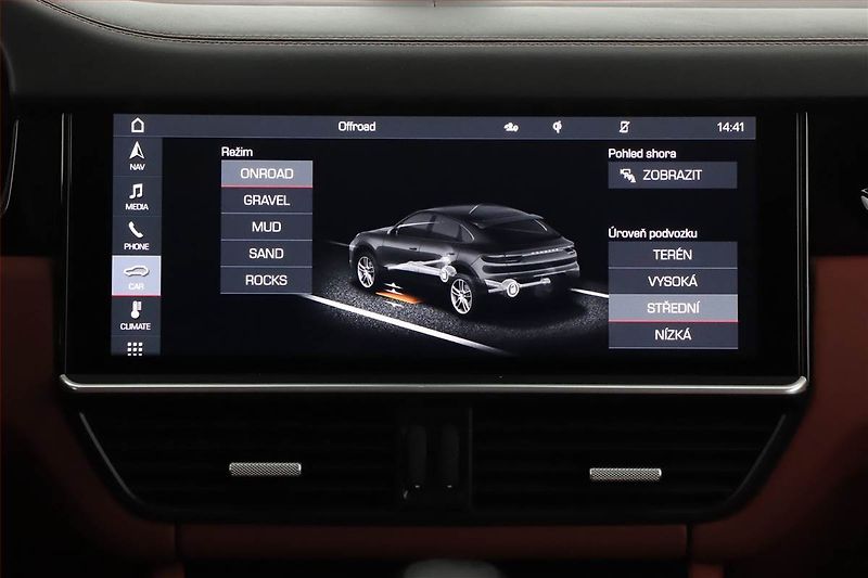 Porsche Cayenne (2020) E-Hybrid - fotka 16 z 22