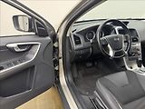 Volvo XC60 2,4 D3 4X4 AUT. VÝHŘEV LED ČR - náhled 26