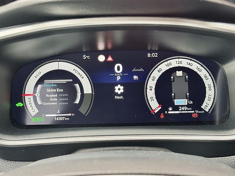Toyota Corolla 1,8 Hybrid Style - fotka 9 z 16