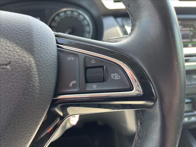 Škoda Fabia 1,2 TSi STYLE KLIMA ČR 1.M DPH - fotka 26 z 45