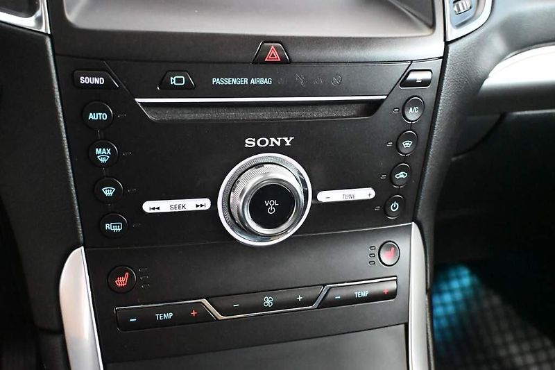 Ford S-MAX (2023) 2.5 LED SONY ACC Tažné FHEV Ti - fotka 19 z 38