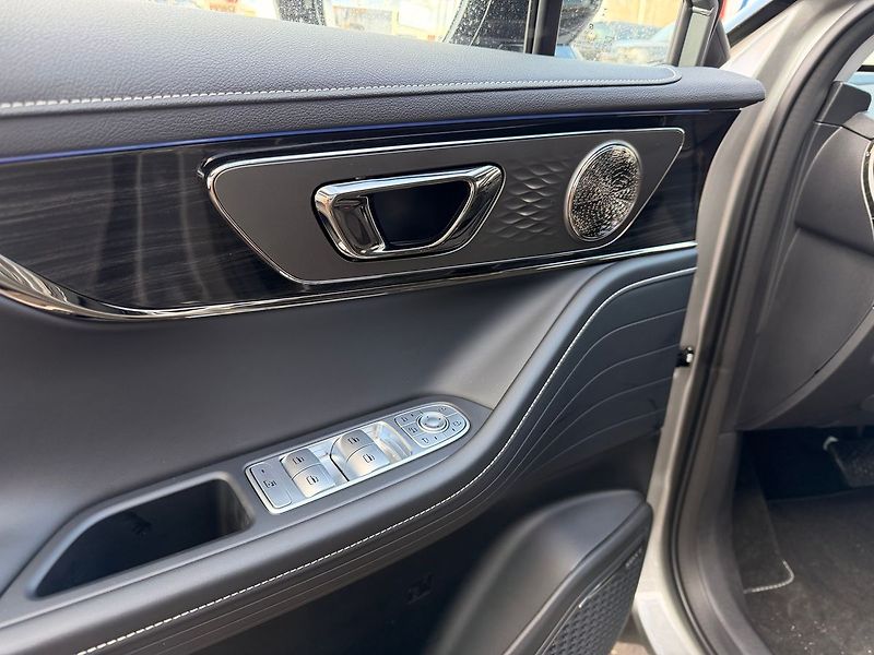 Omoda 5 FACELIFT 1.6TGDI DCT PREMIUM - fotka 11 z 12