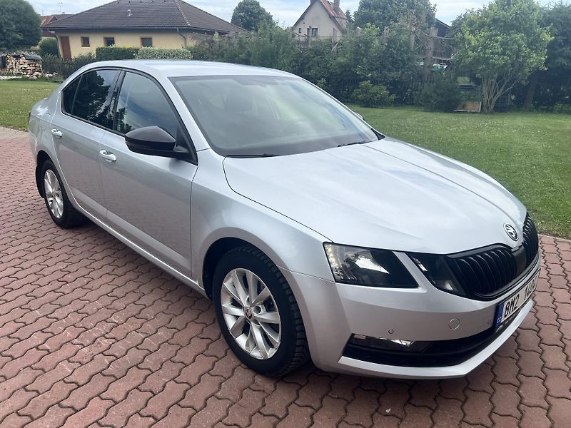 Škoda Octavia 1.5TSI 110KW,STYLE,DSG,ALU,DPH - fotka 9 z 43