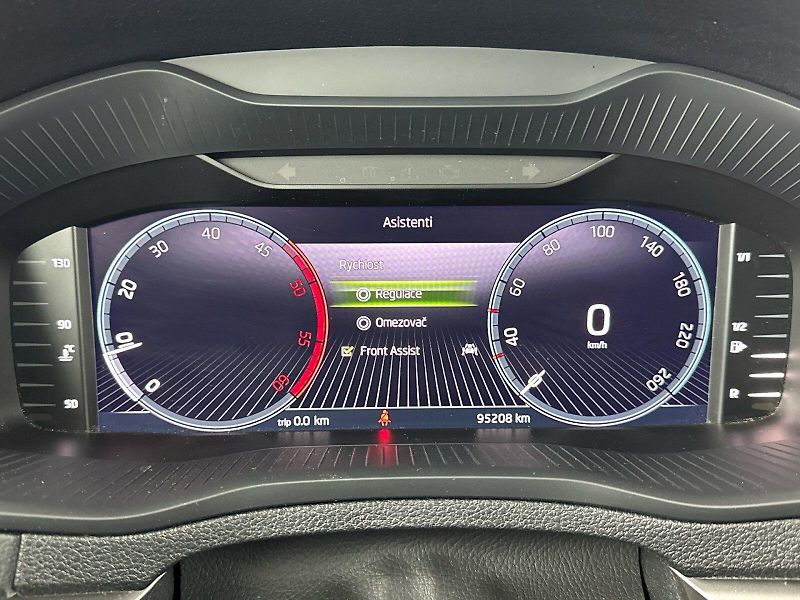 Škoda Karoq (2023) 2.0TDI 110kW Ambition Tour - fotka 10 z 32