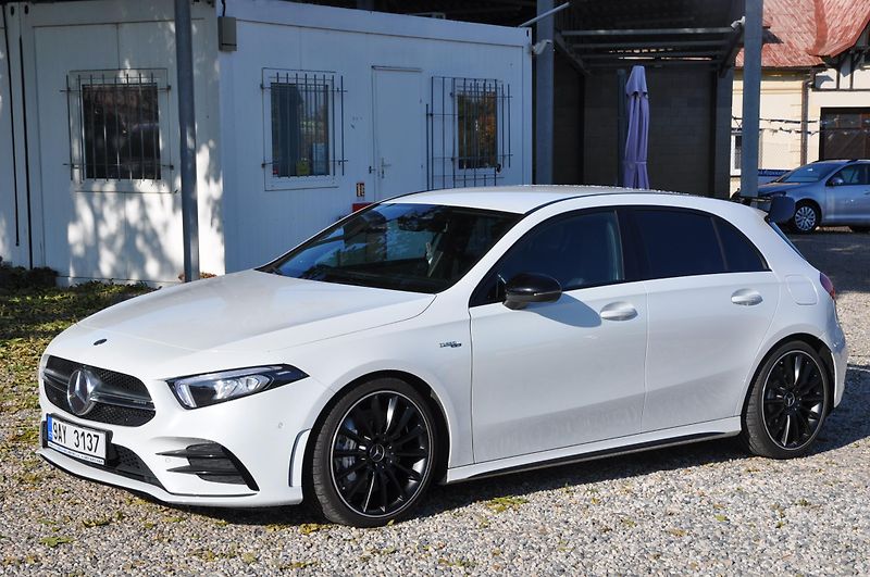 Mercedes-Benz Třídy A A35 AMG 225kW 4MATIC  - fotka 1 z 25