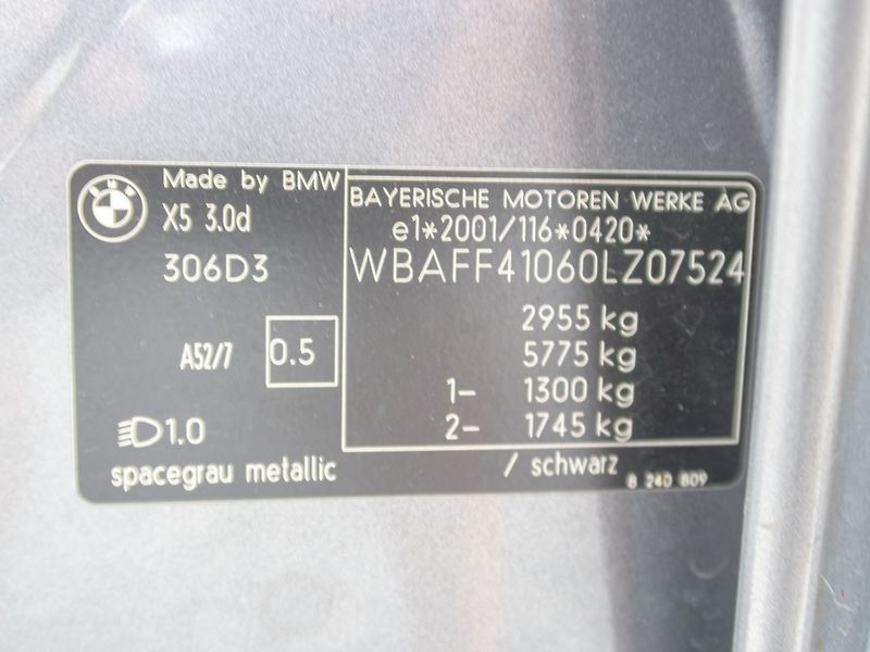 BMW X5 (2007) 3.0D 173KW 7sed – PO SERVISU - fotka 48 z 50