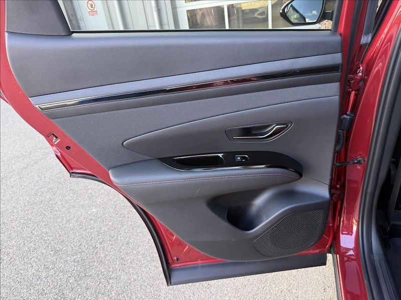 Hyundai Tucson 1,6 T-GDI  N Line - fotka 10 z 19