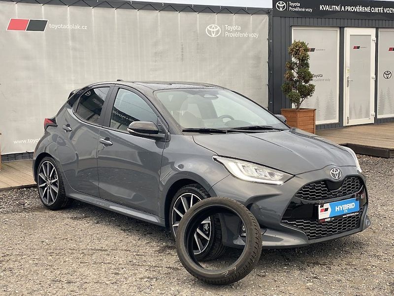 Toyota Yaris 1.5HEV 130, ČR, GR Sport, DPH - fotka 1 z 18
