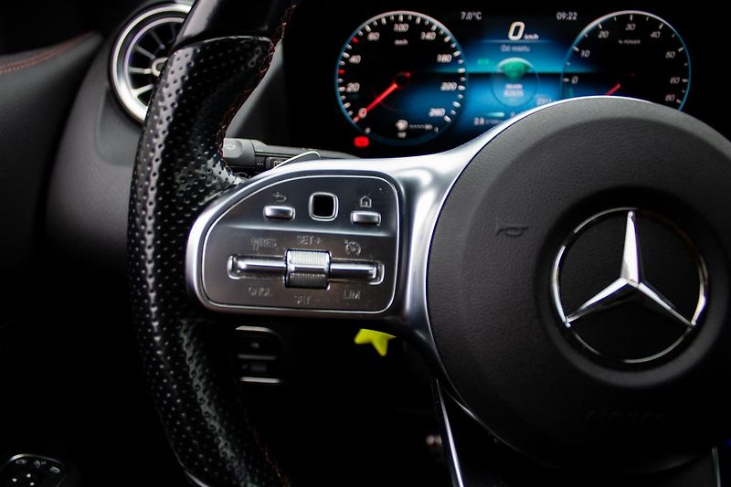 Mercedes-Benz GLA - fotka 10 z 22
