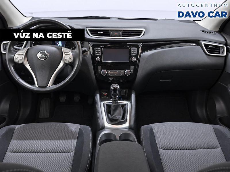Nissan Qashqai 1,2 DIG-T 85 kW N-Connecta - fotka 3 z 10