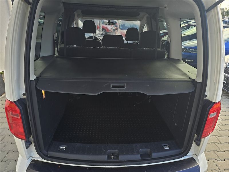 Volkswagen Caddy 2,0 TDi 75KW TREND TZ STK DPH - fotka 27 z 46