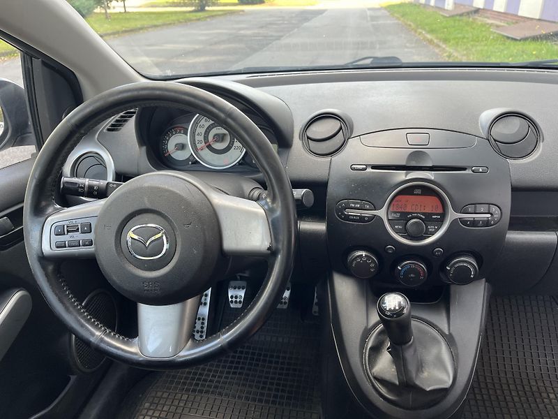 Mazda 2 1.5 GT MZA / 1.maj. / ČR /  - fotka 23 z 26