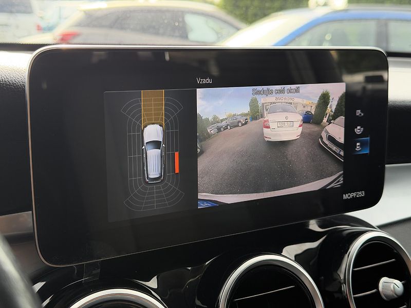 Mercedes-Benz GLC (2020) 200 / 140 kw / 4matic - fotka 22 z 22