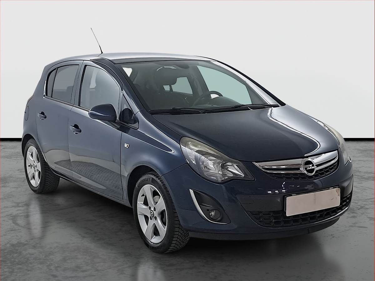 Opel Corsa 1.2, ČR,1.maj, Tempomat