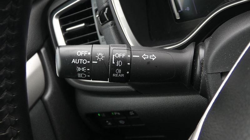 Honda CR-V 2.0 i-VTEC Hybrid Elegance CVT - fotka 10 z 22