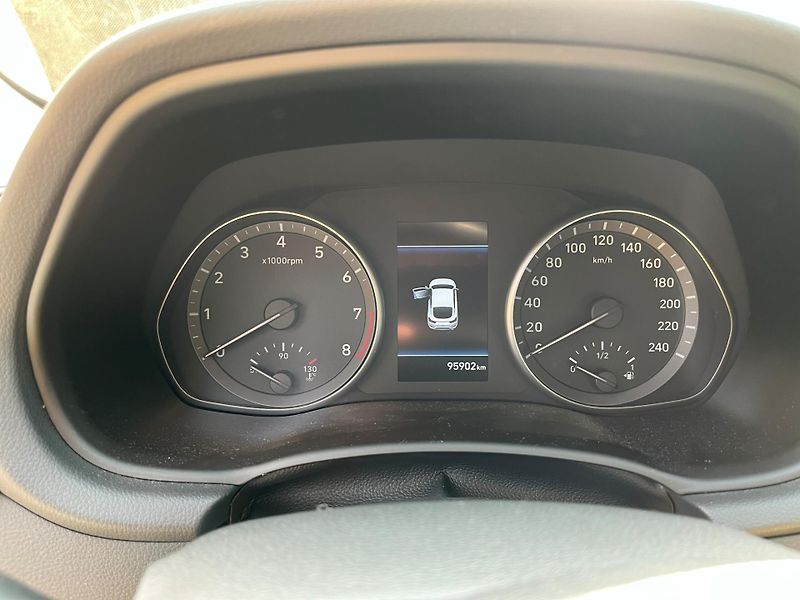Hyundai i30 (2018) 1.4 T-GDI Premium Style - chip - fotka 15 z 19