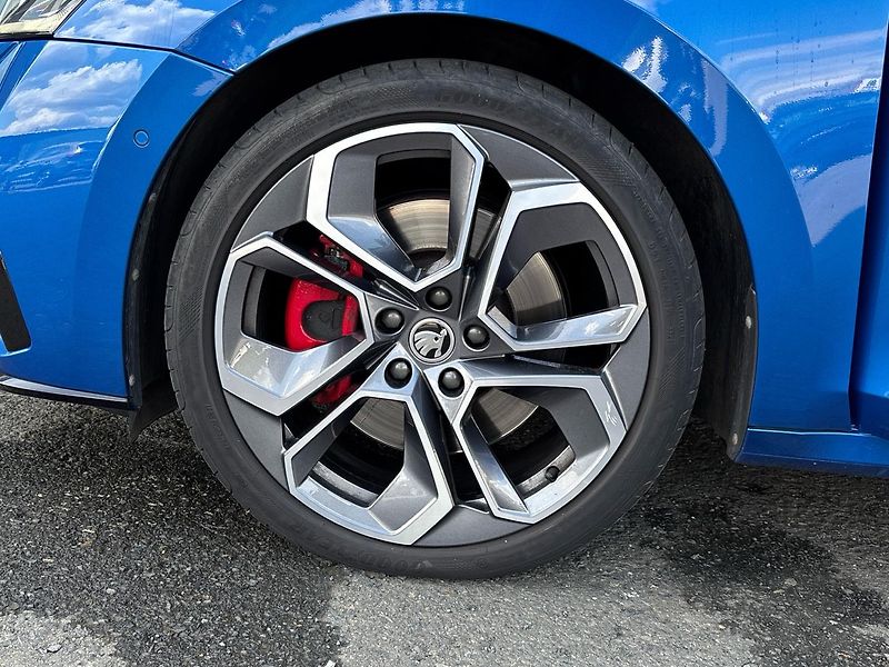 Škoda Octavia DSG RS - fotka 30 z 30
