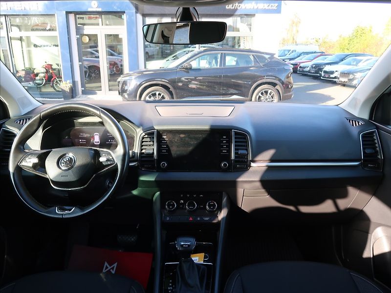 Škoda Karoq 2,0 TDi,110kW,1majČR,4x4,DPH - fotka 17 z 28