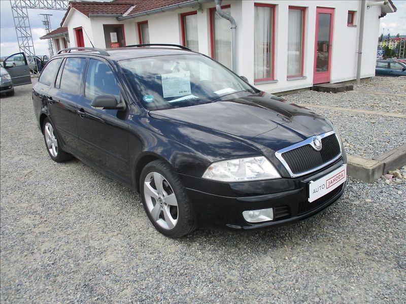 Škoda Octavia 1,6 MPI, aut.klima,serviska, - fotografie inzerátu