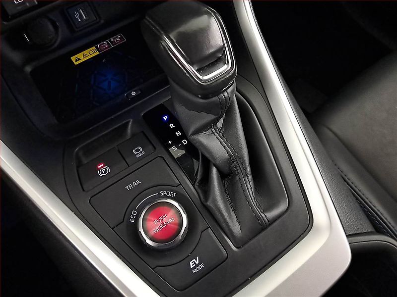 Toyota RAV4 (2023) Executive 2.5 Hybrid - fotka 13 z 23