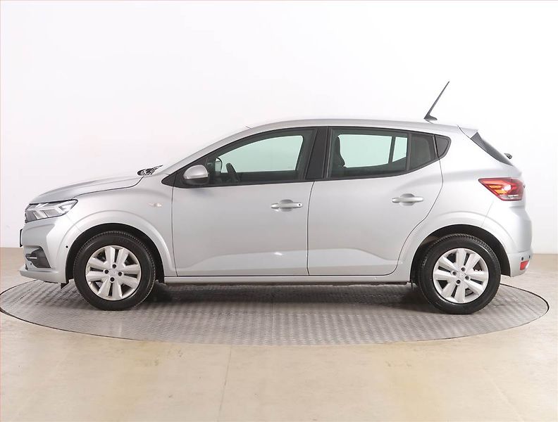 Dacia Sandero (2022) 1.0 TCe, Tempomat - fotka 3 z 18