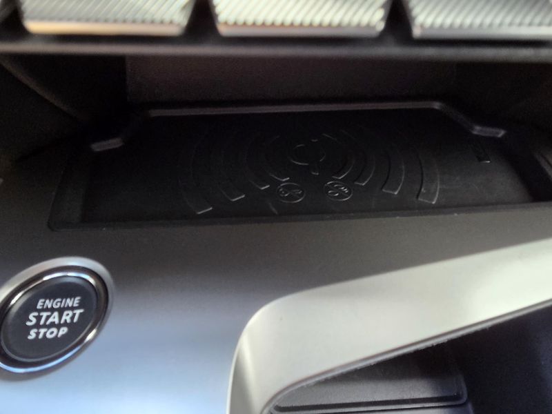 Peugeot 408 (2024) Hybrid e-DCS 145 ALLURE EAT6 - fotka 22 z 28