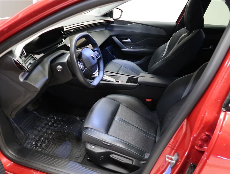 Peugeot 308 1,2 ALLURE PureTech 130 AUT - fotka 7 z 29