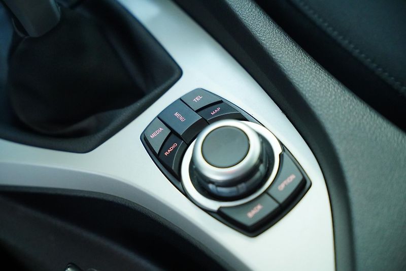 BMW X1 - fotka 26 z 29