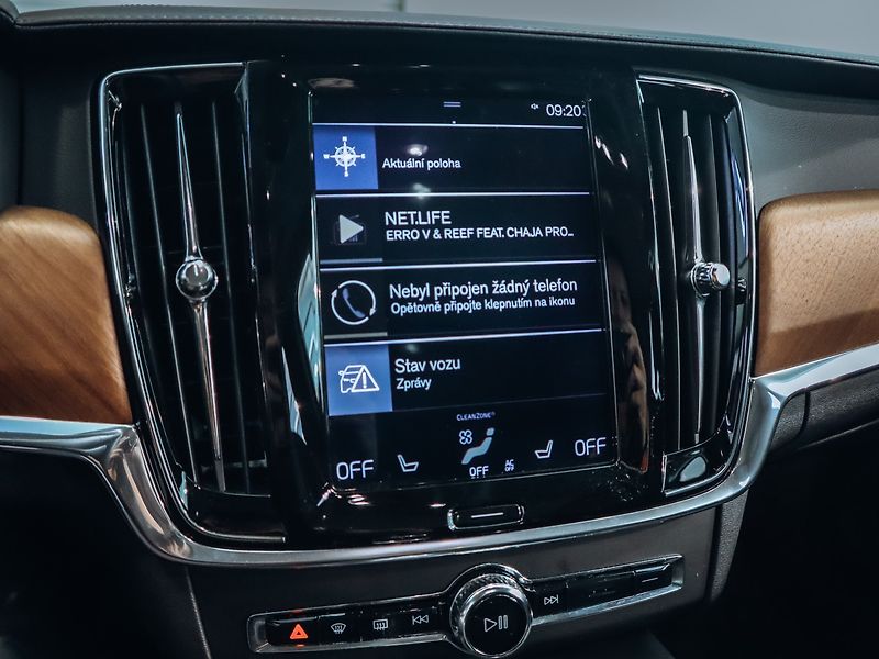 Volvo V90 2.0 T8 AWD - Inscription TOP - fotka 20 z 29