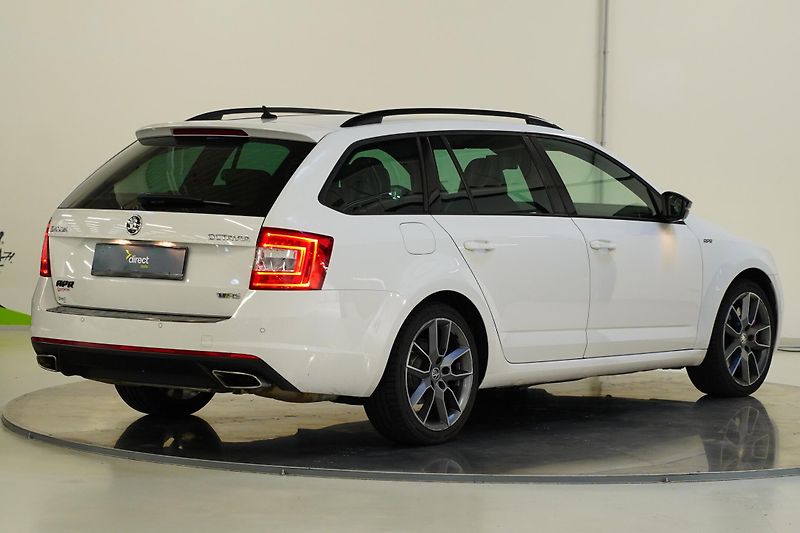 Škoda Octavia - fotka 2 z 27