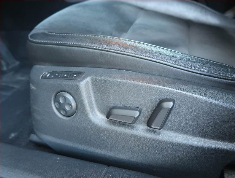 Škoda Superb (2014) 2.0 TDI, Automat, Navi, Xenony - fotka 19 z 21