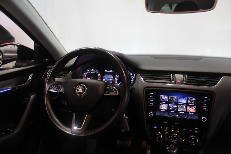 Škoda Octavia (2017) 1.4TSI DSG 110kW STYLE LED  - fotka 28 z 38