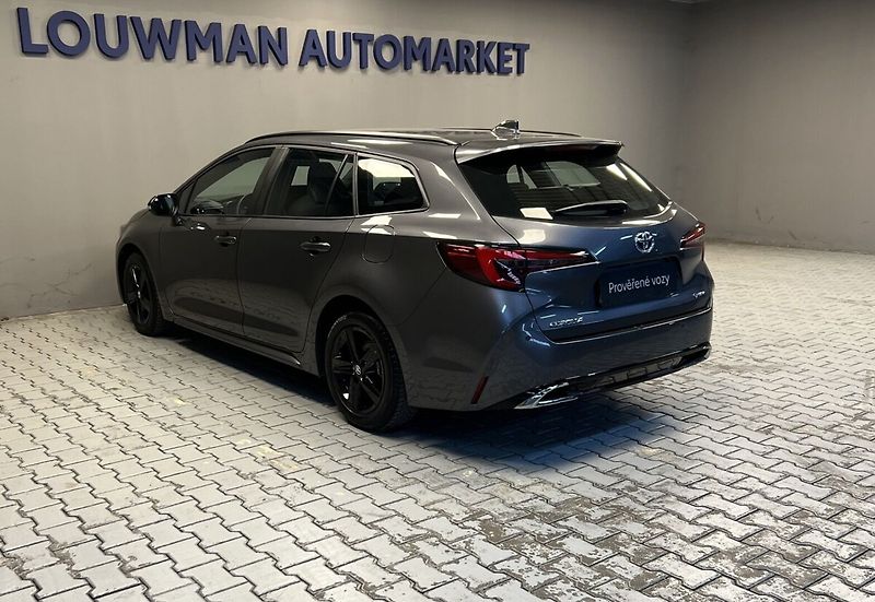 Toyota Corolla TS 1,8 Hybrid AT Comfort Bussi - fotka 15 z 16
