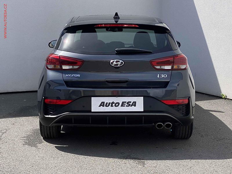 Hyundai i30 (2022) 1.5T-GDi, N-Line, kůže, LED - fotka 5 z 19
