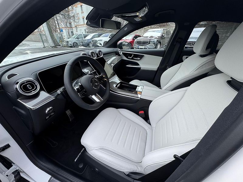 Mercedes-Benz GLC (2026) 220 d 4MATIC kupé - fotka 10 z 26