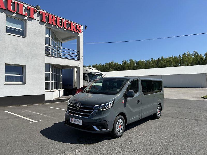 Renault Trafic (2026) COMBI L2H1 150k RED 8/9 míst - fotka 4 z 29