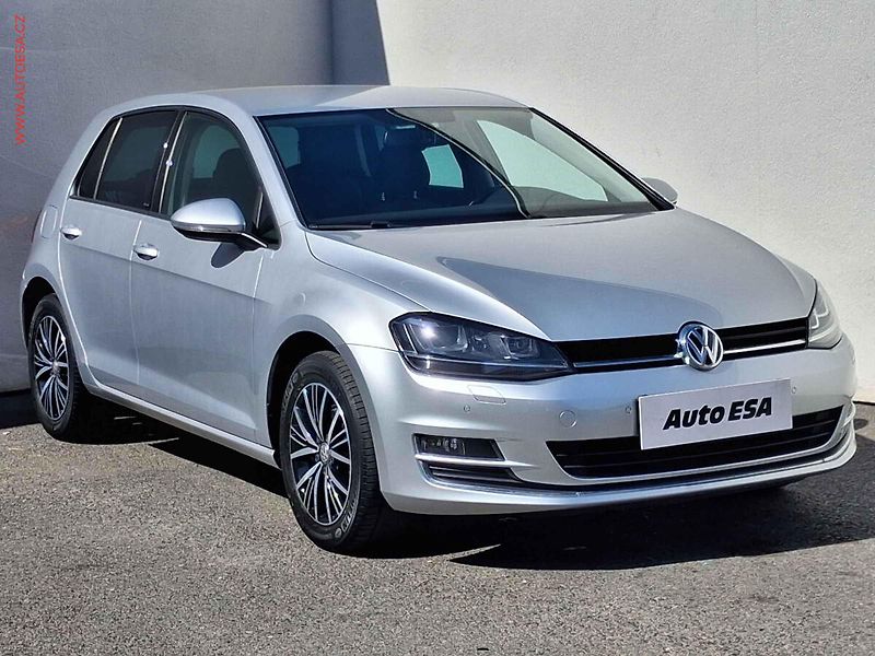 Volkswagen Golf (2016) 1.2 TSi, Allstar, bixen - fotografie inzerátu