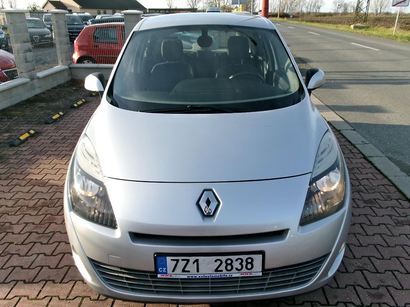 Renault Scénic (2011) 1,5dCi KLIMA ALU TEMP - fotka 4 z 30
