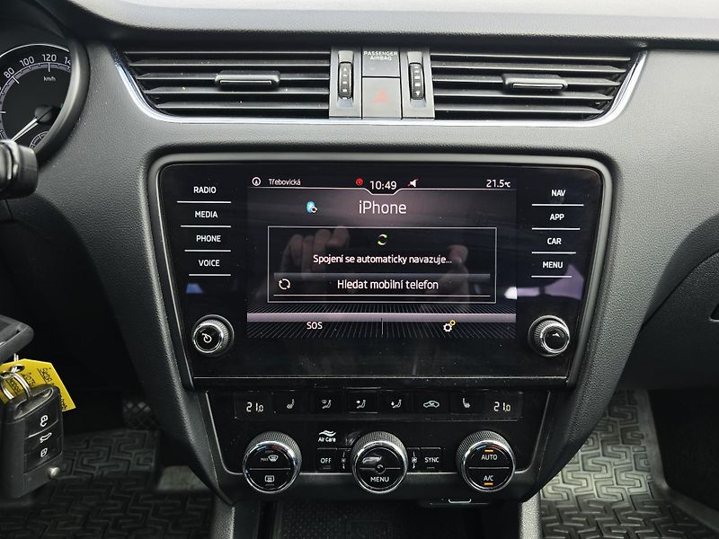 Škoda Octavia 2,0TSI 140KW DSG FULL LED NAVI - fotka 24 z 30