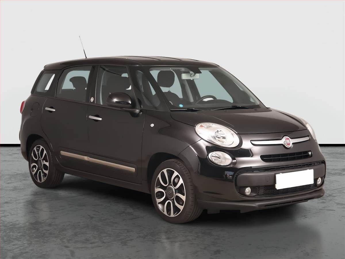 Fiat 500L 1.6 MultiJet, ČR,1.maj