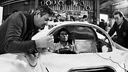 Jacky Ickx v kabině Porsche.