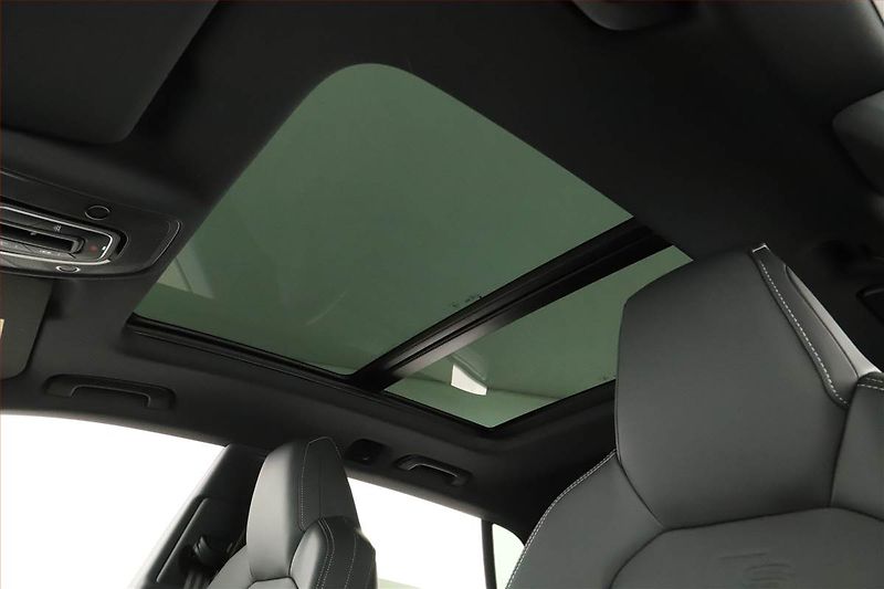 Audi Q8 (2026) 50 TDI - fotka 20 z 23