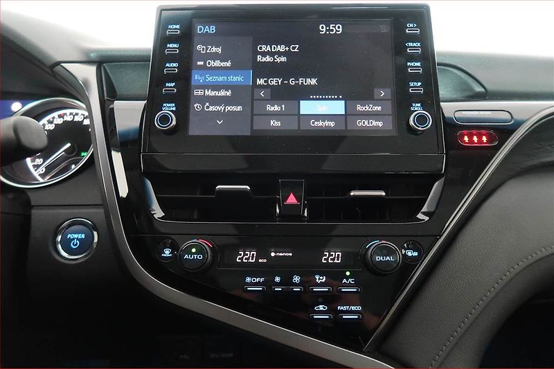 Toyota Camry (2022) Prestige 2.5 Hybrid - fotka 12 z 21