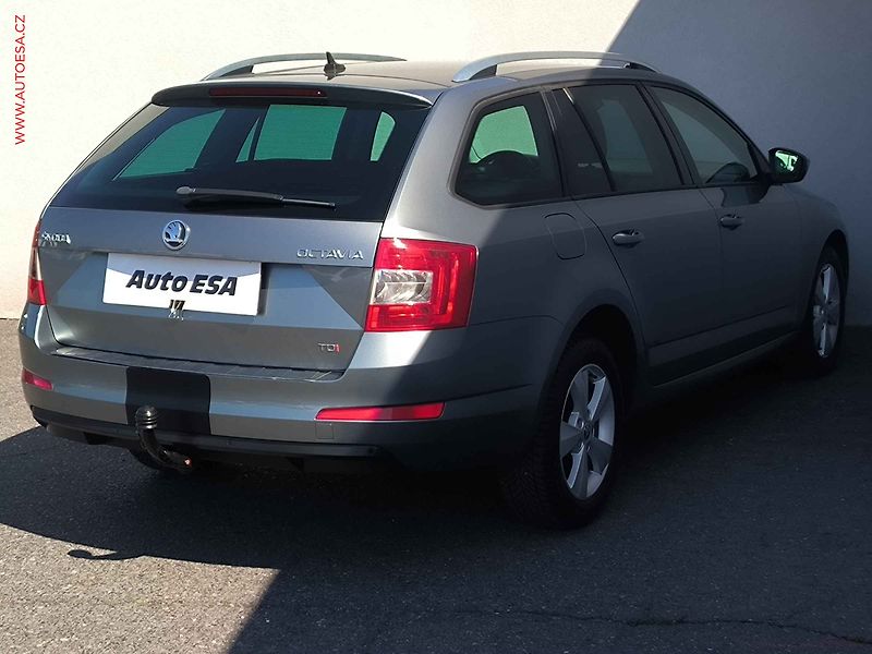 Škoda Octavia (2014) 2.0TDI, Elegance - fotka 4 z 20