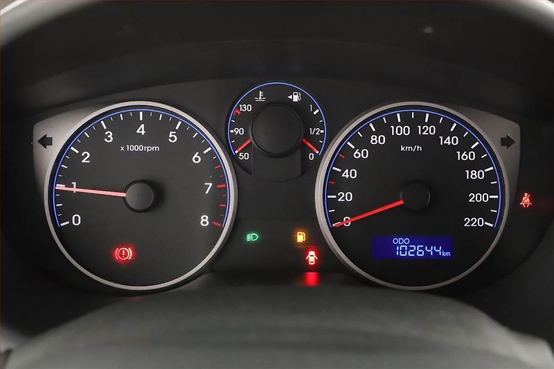 Hyundai i20 (2013) 1.2, Serv.kniha - fotka 8 z 14