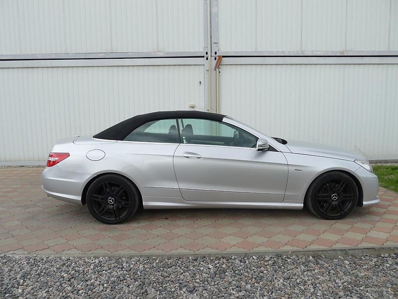 Mercedes-Benz Třídy E E 350 CDI Cabrio - fotka 9 z 30