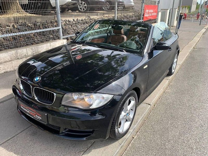 BMW Řada 1 118i/2009/NOVÉ ROZVODY-TOP STA - fotka 30 z 38