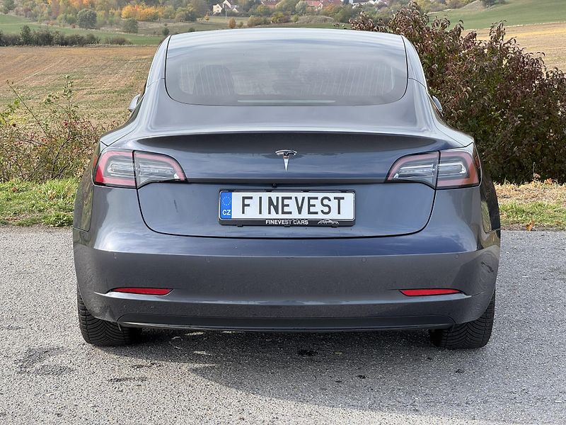 Tesla Model 3 SR+ SoH 96% Nová baterie - fotka 3 z 29